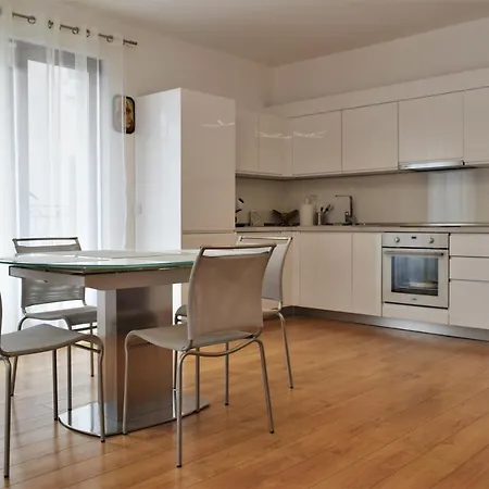 Center Gramophone With Private Parking Апартамент Бургас